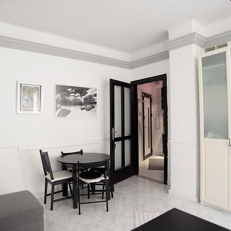 Madach Square Residence Budapest Ngoại thất bức ảnh